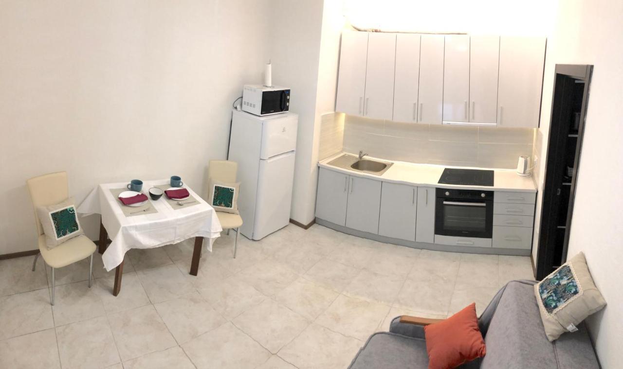 Apartmán Жд Вокзал Пр Победы 67-В Метро Нивки Парк Шулявка Kyjev Exteriér fotografie