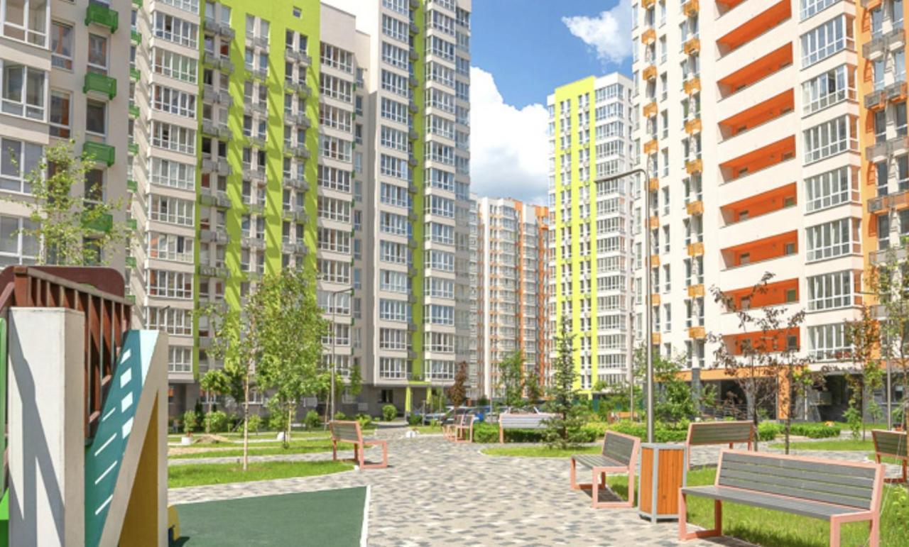 Apartmán Жд Вокзал Пр Победы 67-В Метро Нивки Парк Шулявка Kyjev Exteriér fotografie